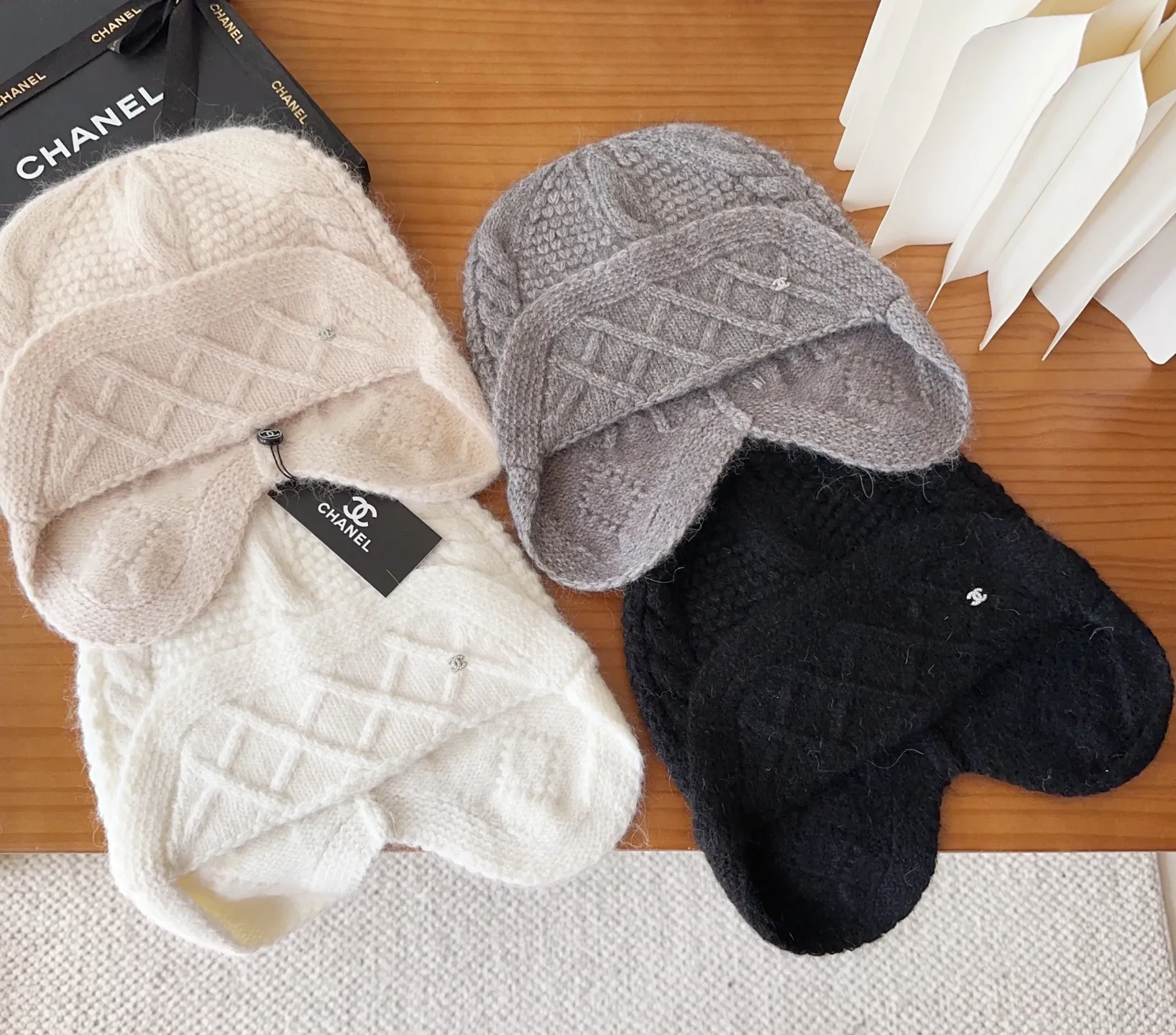💰70 Chanel official website releases CHANEL small and popular knitted hat! Xiaohongshu’s new product is released, it’s so 🉑️, high-elastic fabric, classic colors, same style for men and women.