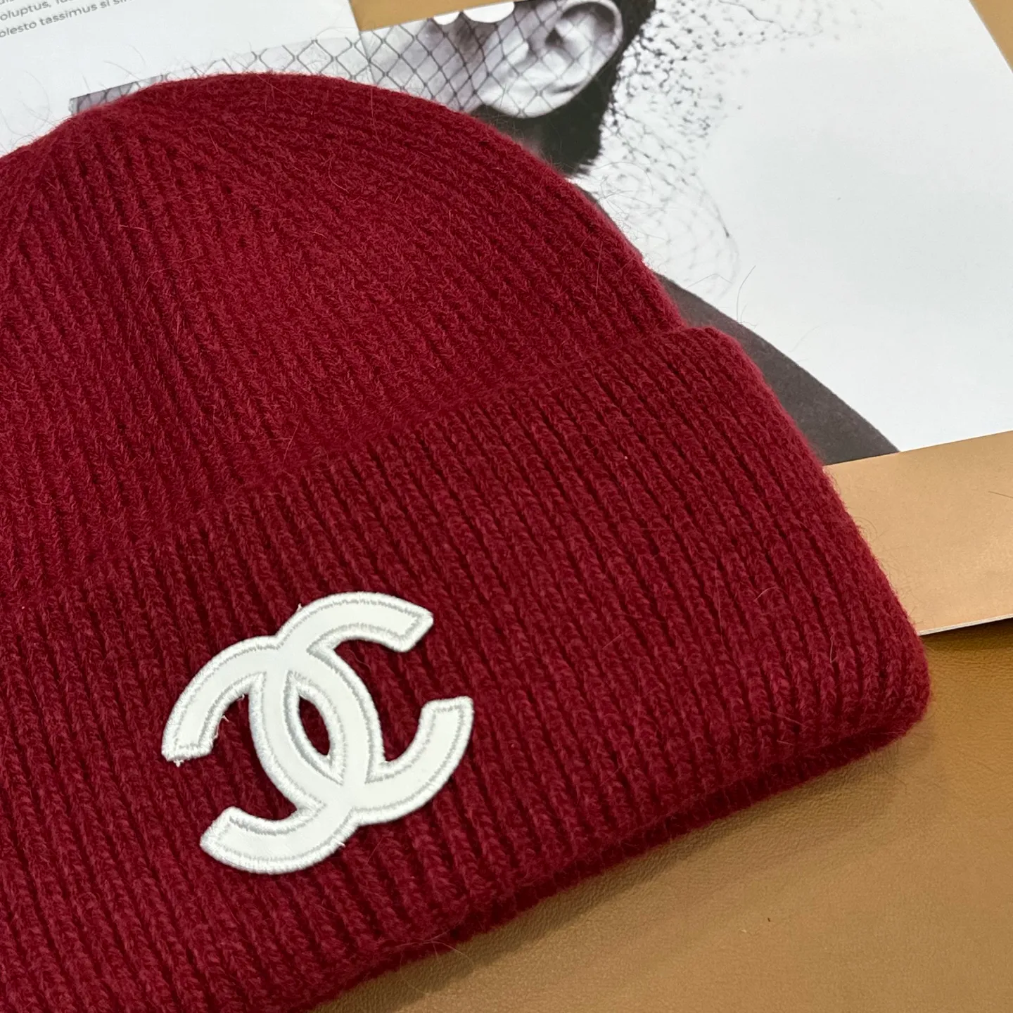 P60 CHANEL small and popular knitted hat! Xiaohongshu’s new product is released, it’s so 🉑️, high-elastic fabric, classic colors, same style for men and women.