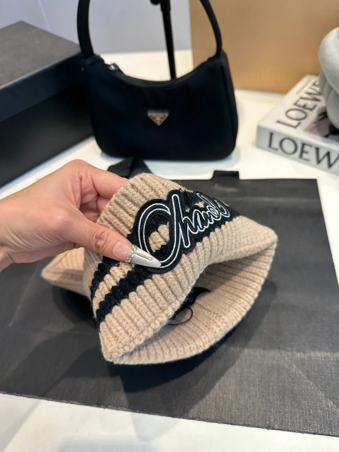 P50 Chanel CHANEL new wool hat, Xiaoxiang is classic and simple, fashionable and casual design, popular new product