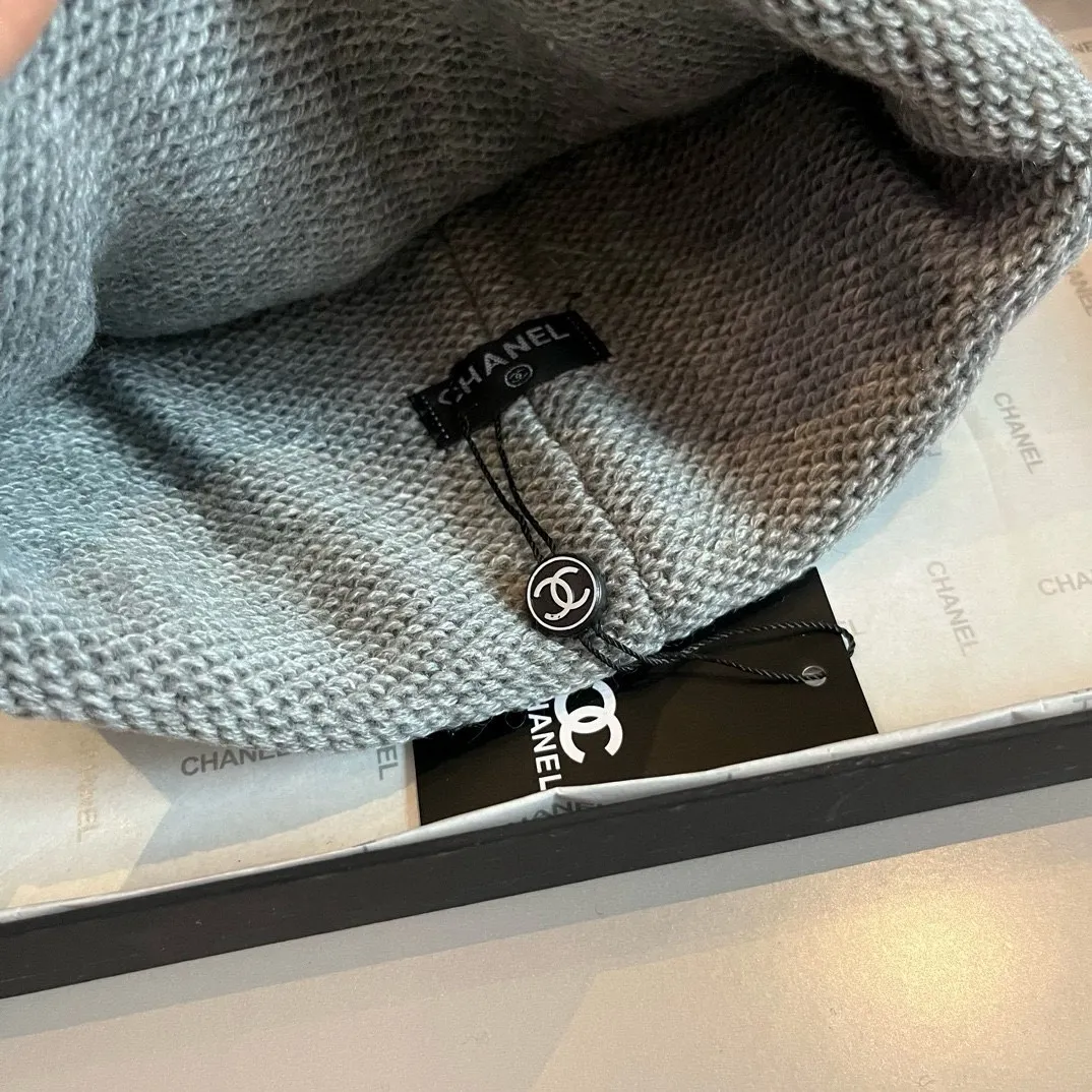 💰90¥ Chanel knitted beanie