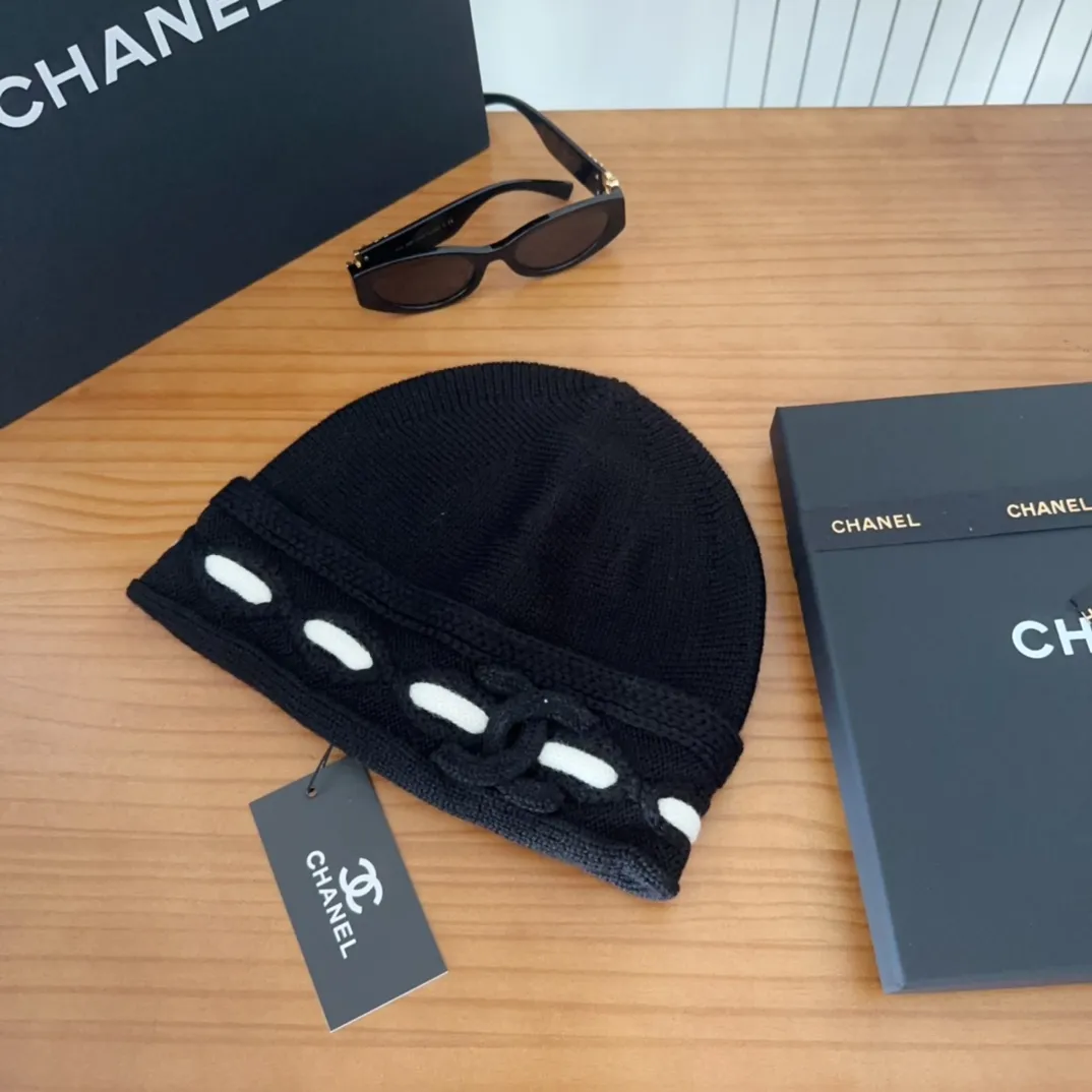 💰70 Chanel official website releases CHANEL small and popular knitted hat! Xiaohongshu’s new product is released, it’s so 🉑️, high-elastic fabric, classic colors, same style for men and women.