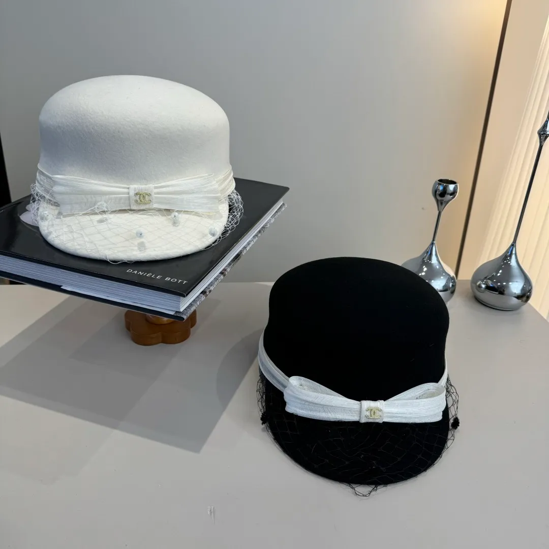 💰210¥ White Chanel wool military hat, 100% wool fabric, a must-have for internet celebrity bloggers, head circumference 57cm