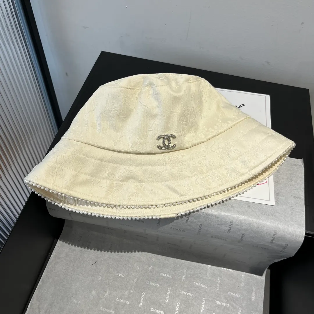 💰100¥ Chanel bucket hat, head circumference 57cm