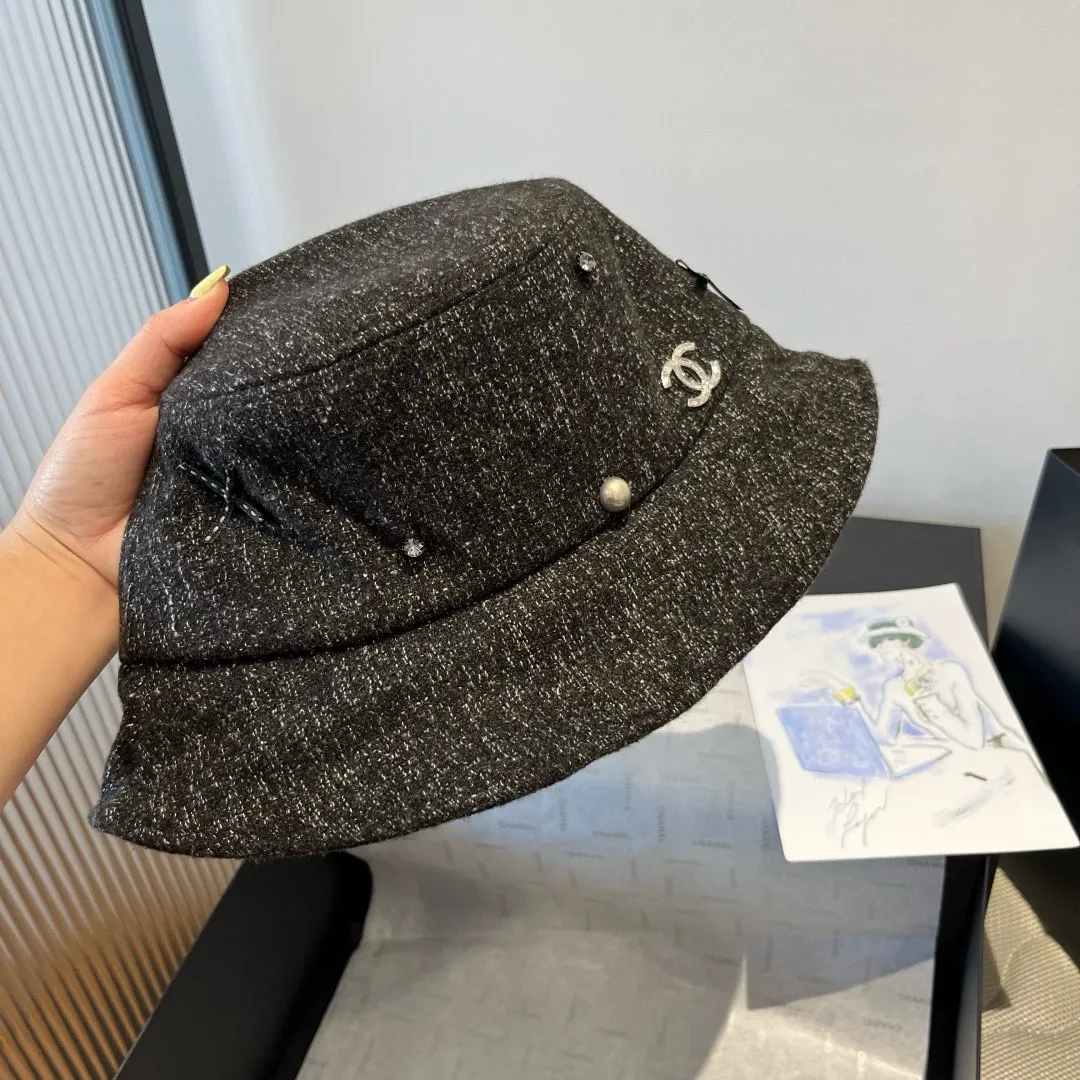 💰120¥ Chanel new bucket hat, head circumference 57cm