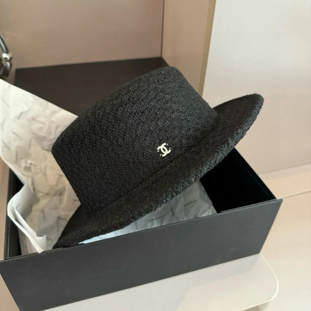 💰170¥ Chanel Chanel classic lady style flat top hat, head circumference 57cm