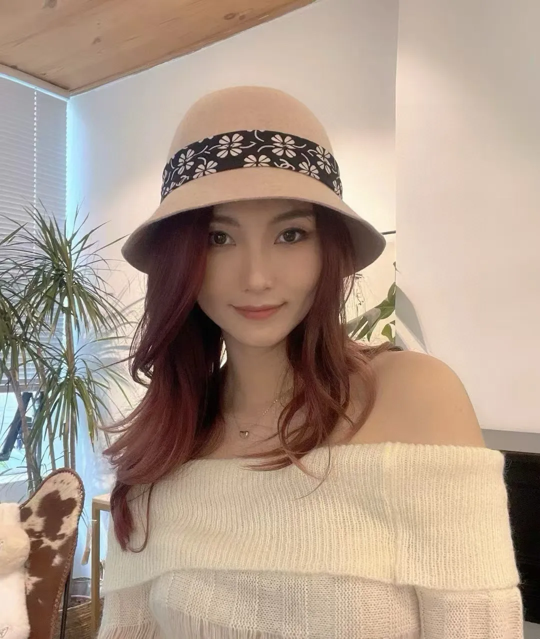 💰150¥ Chanel wool basin hat