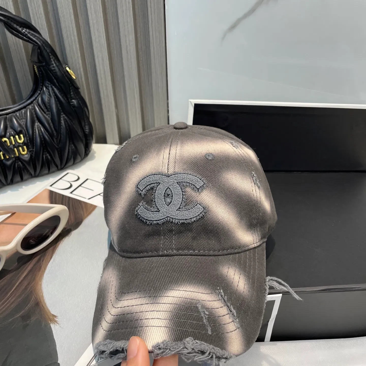P70 CHANEL [Chanel] New simple logo baseball cap, new model shipped, big brand style is super easy to match, hurry up and get it!