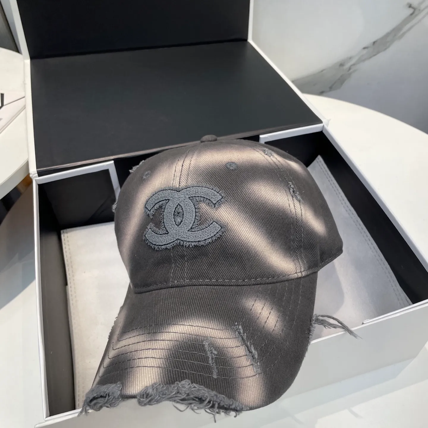 P70 CHANEL [Chanel] New simple logo baseball cap, new model shipped, big brand style is super easy to match, hurry up and get it!