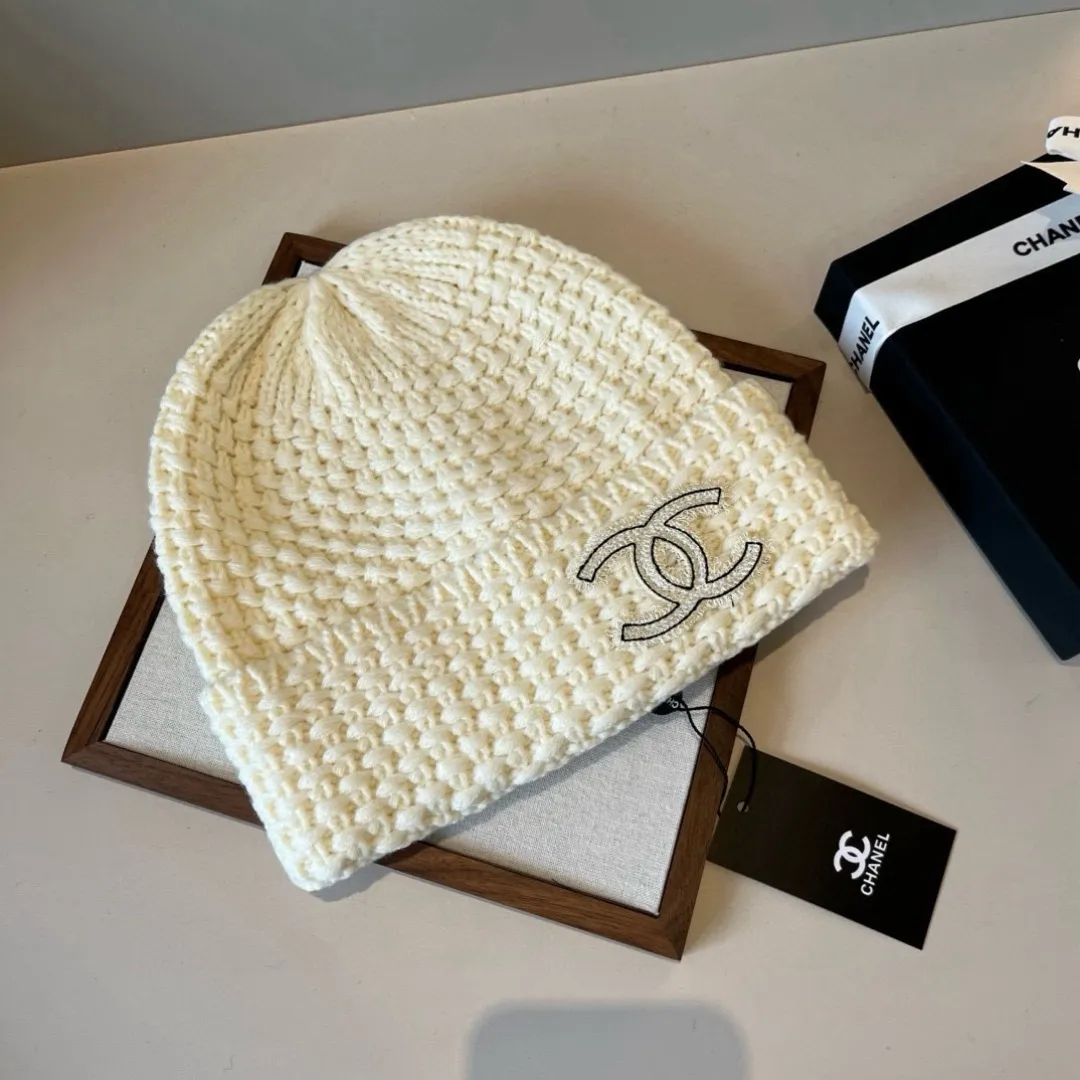 💰70¥ Chanel knitted beanie