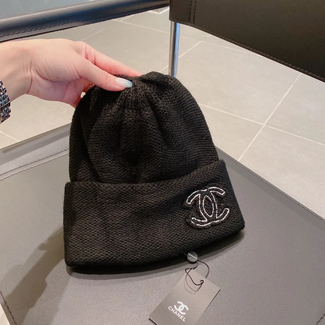 Special batch 70¥ Chanel Chanel 2022 autumn and winter new wool cold hat, knitted woolen hat, official new style, unisex, black and white