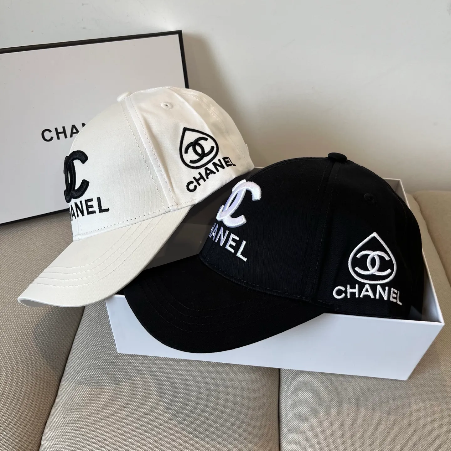 P56 CHANEL new baseball cap, Xiaoxiang classic and simple, fashionable and casual design, popular new product