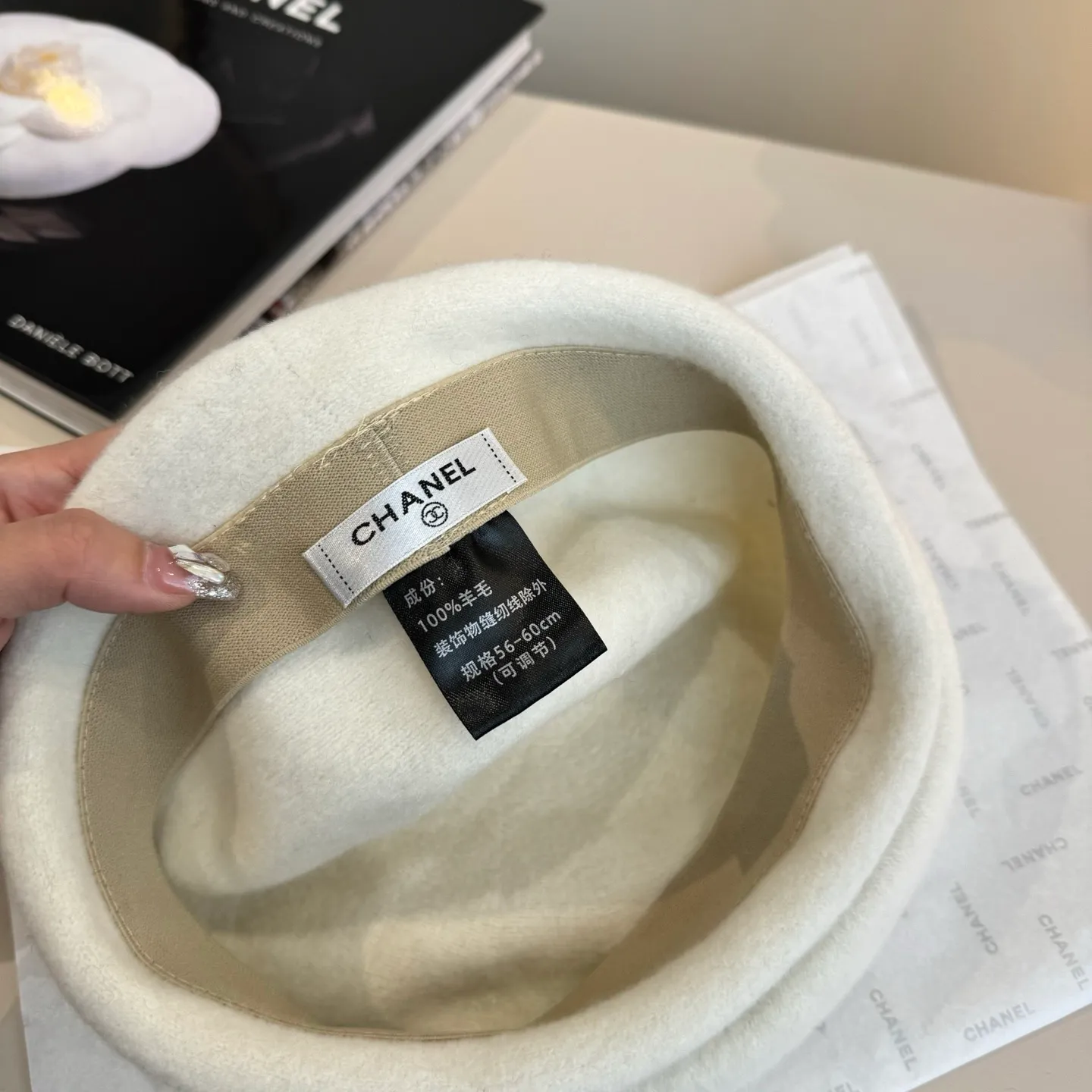 💰120¥ Chanel wool beret, pumpkin hat, 100% wool🦙 fabric, head circumference 57cm