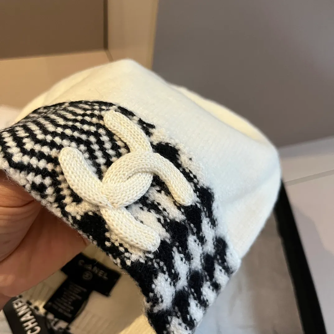 💰90¥ Chanel knitted beanie