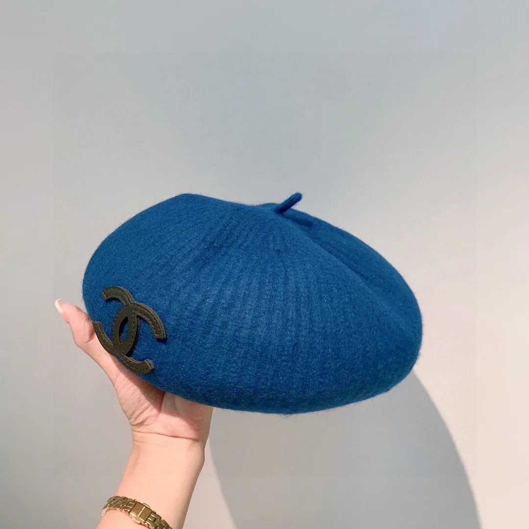 Special batch of 60 Chanel wool berets, 100% wool fabric, new autumn and winter berets, head circumference 57cm adjustable