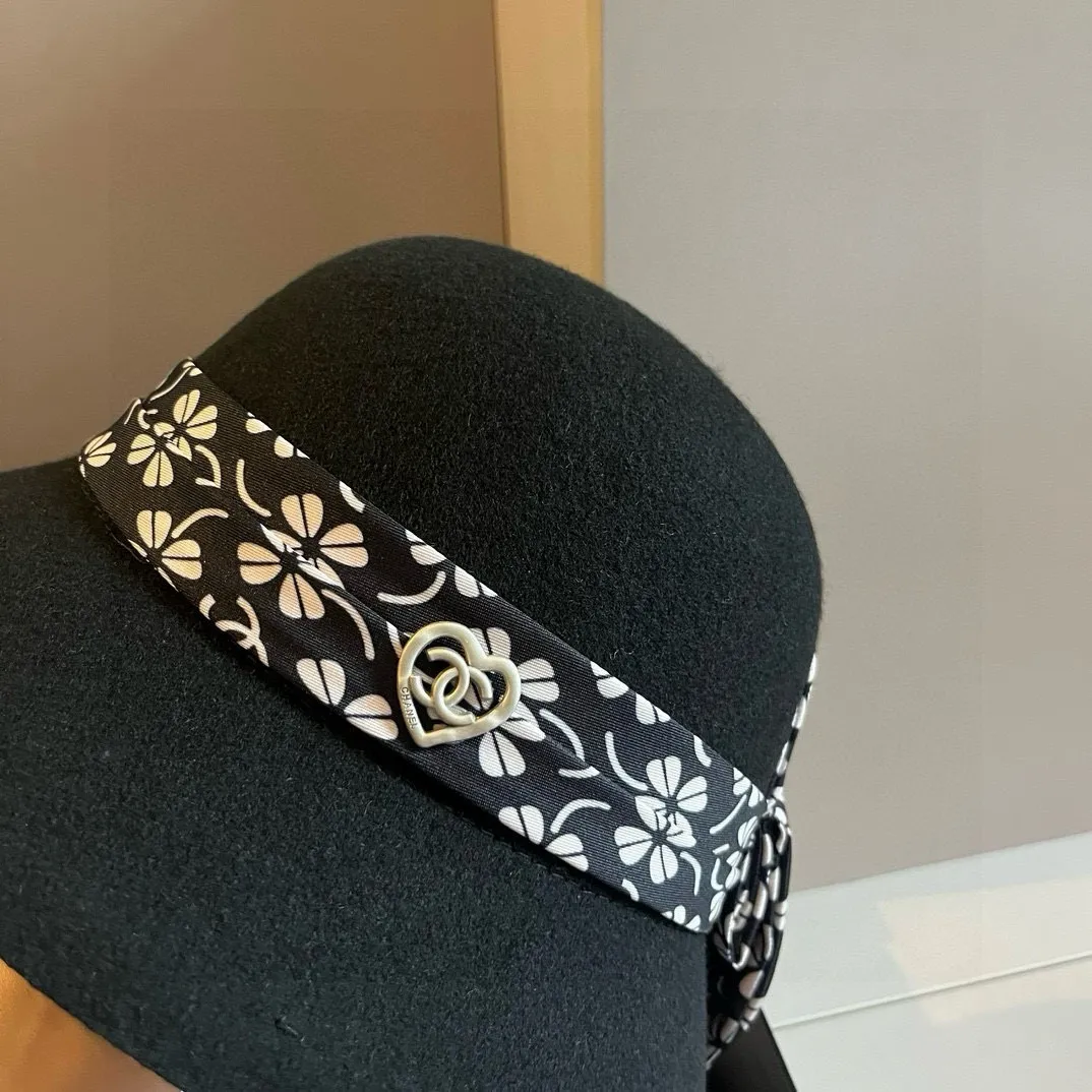 💰150¥ Chanel wool basin hat