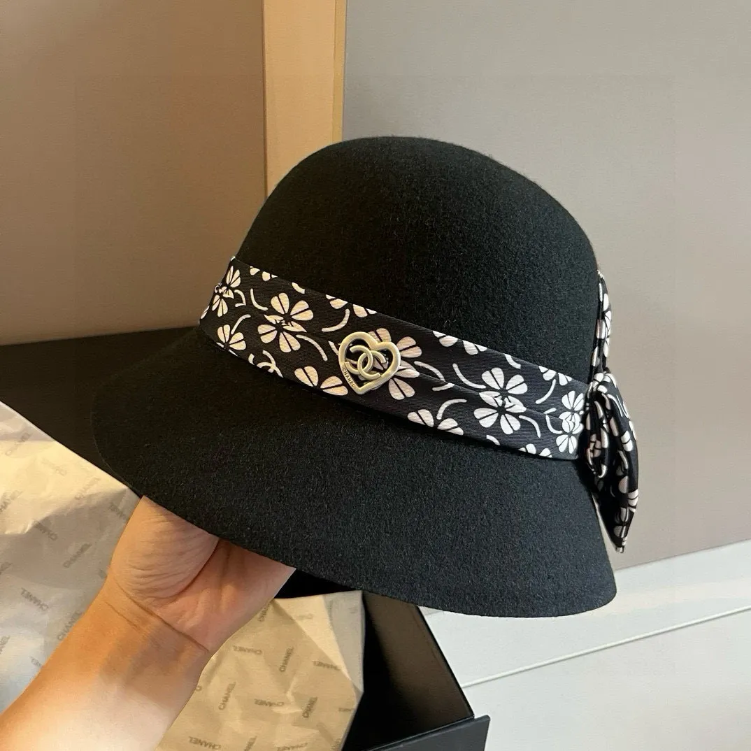 💰150¥ Chanel wool basin hat