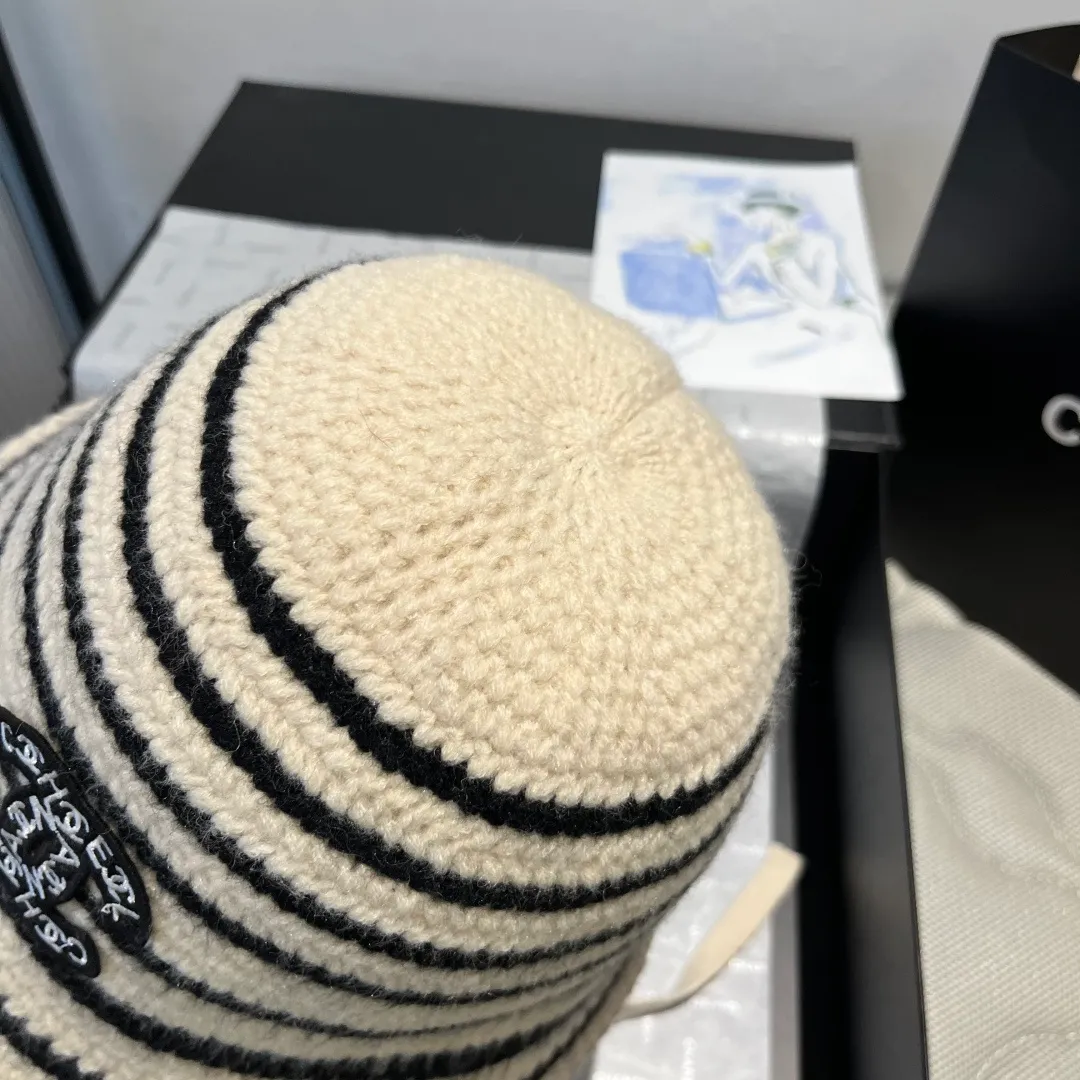 💰90¥ Chanel new knitted bucket hat, head circumference 57cm