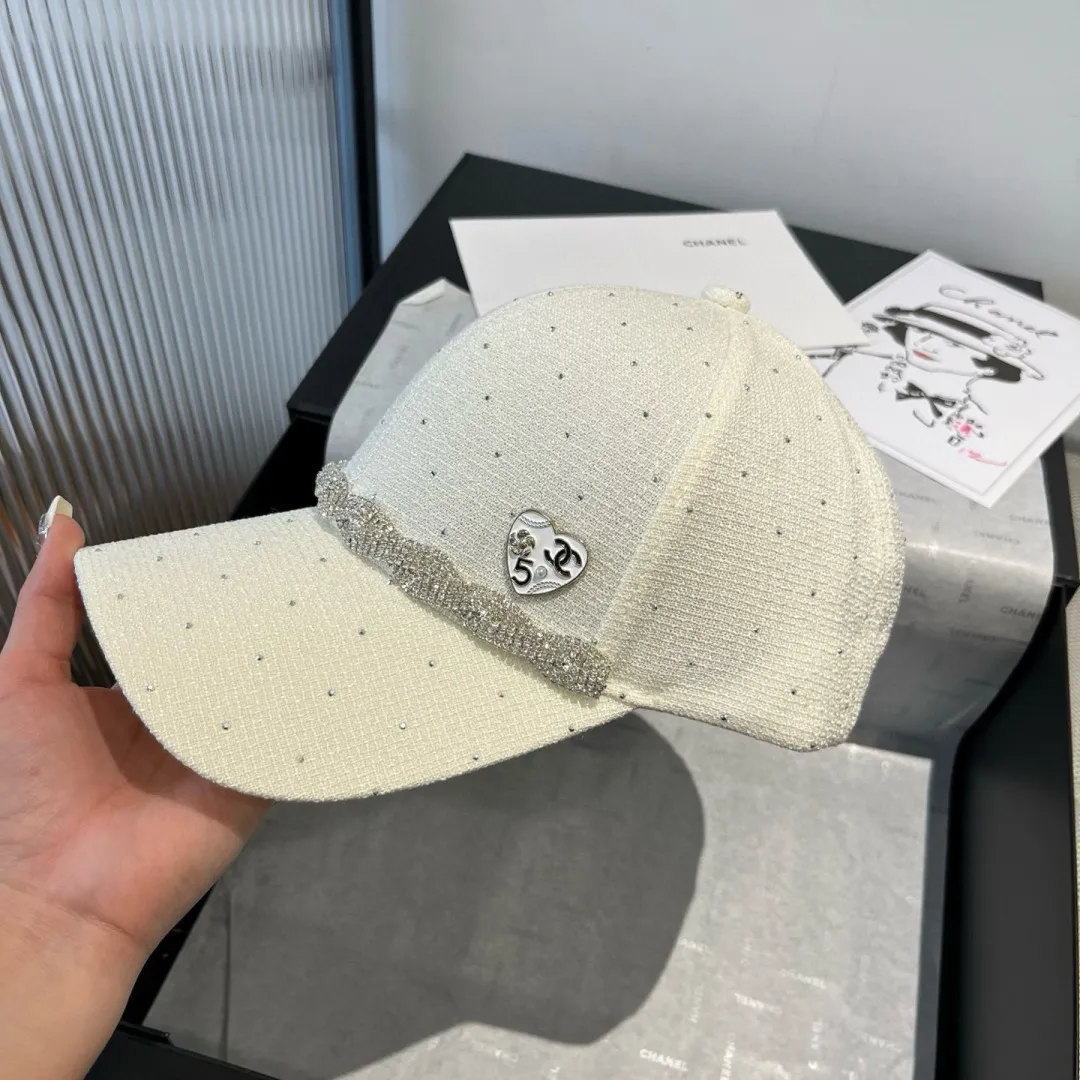 💰100¥ Chanel peaked cap, high-end and elegant, head circumference 57cm