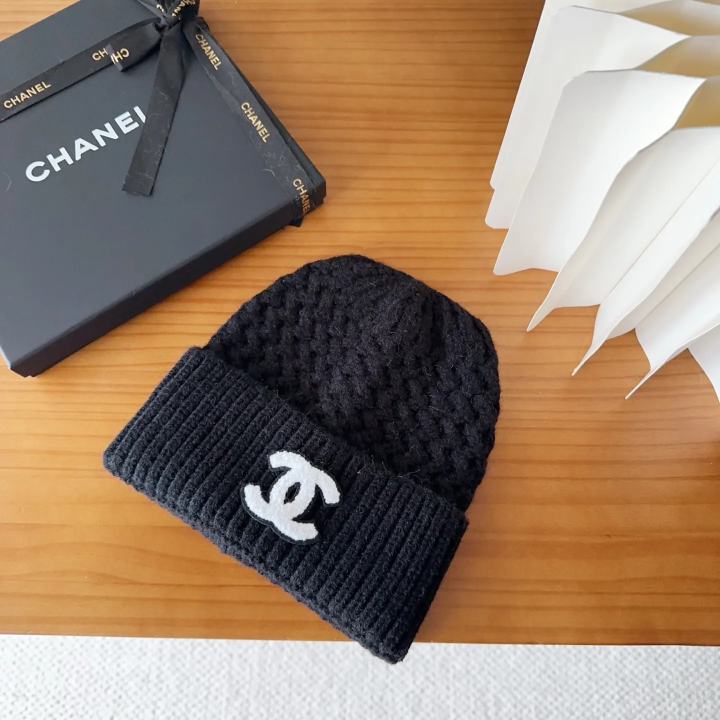 💰54 Chanel official website releases CHANEL small and popular knitted hat! Xiaohongshu’s new product is released, it’s so 🉑️, high-elastic fabric, classic colors, same style for men and women.
