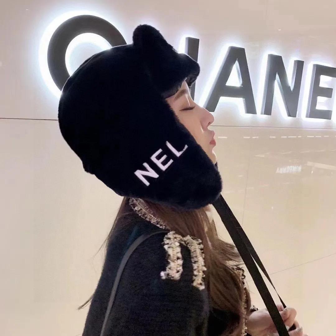P70 high version thickened rabbit fur Chanel new autumn and winter ear protection hat, rabbit fur cold hat, official model