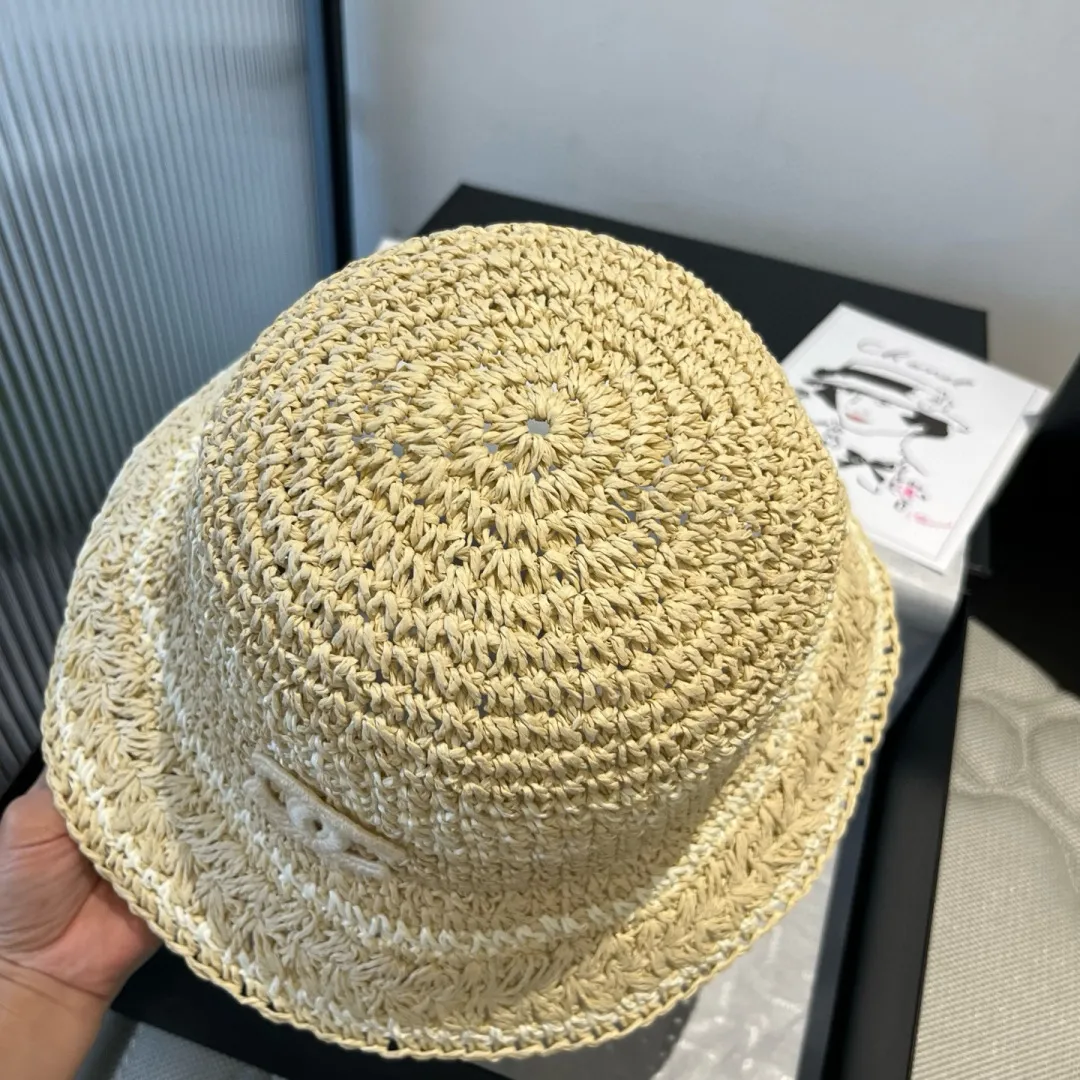 💰100¥ Chanel handhook straw hat, sunshade straw hat, foldable, head circumference 57cm