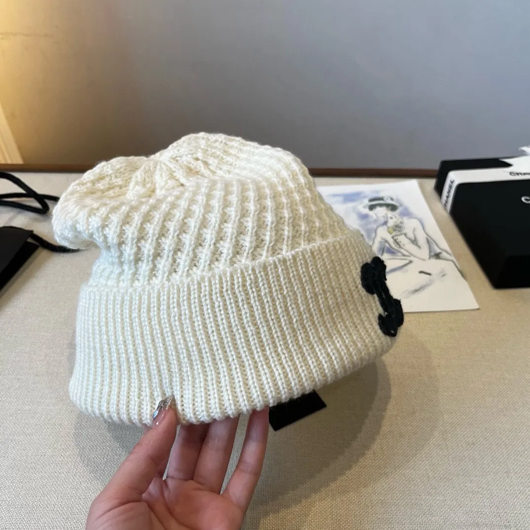 💰70¥ Chanel knitted beanie