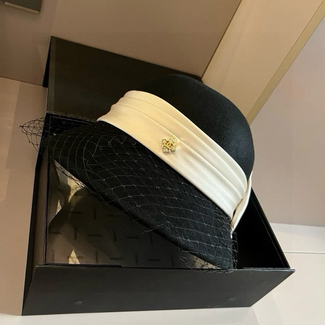 💰200¥ Chanel Chanel wool basin hat, mesh basin hat, 100% wool 🦙Fabric% Head circumference 57cm