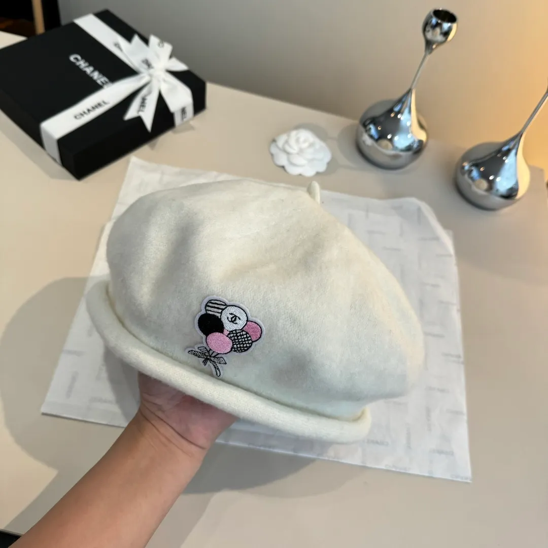 🉐170¥ Chanel new beret