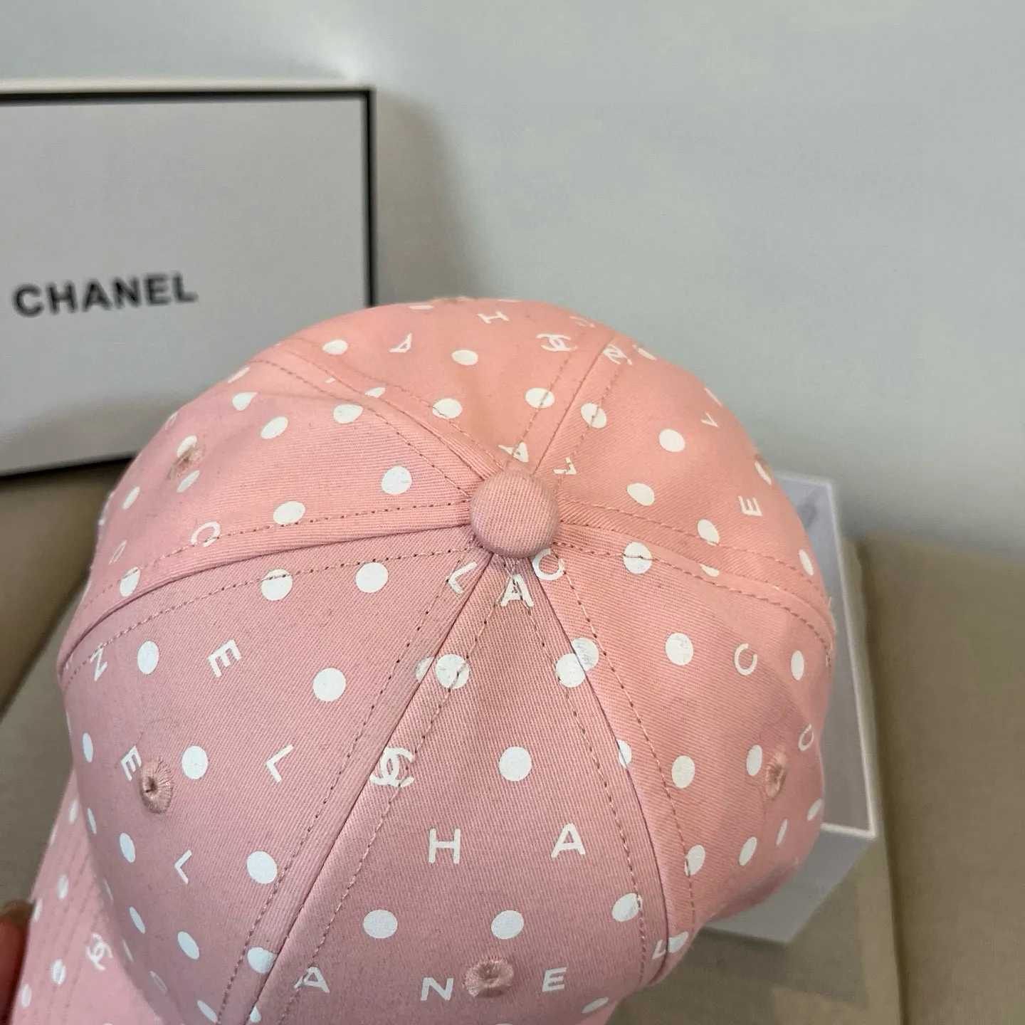 P66 CHANEL Chanel 2025 new small fragrance style big-name baseball cap, counter classic style, unisex, head circumference 57, four colors available