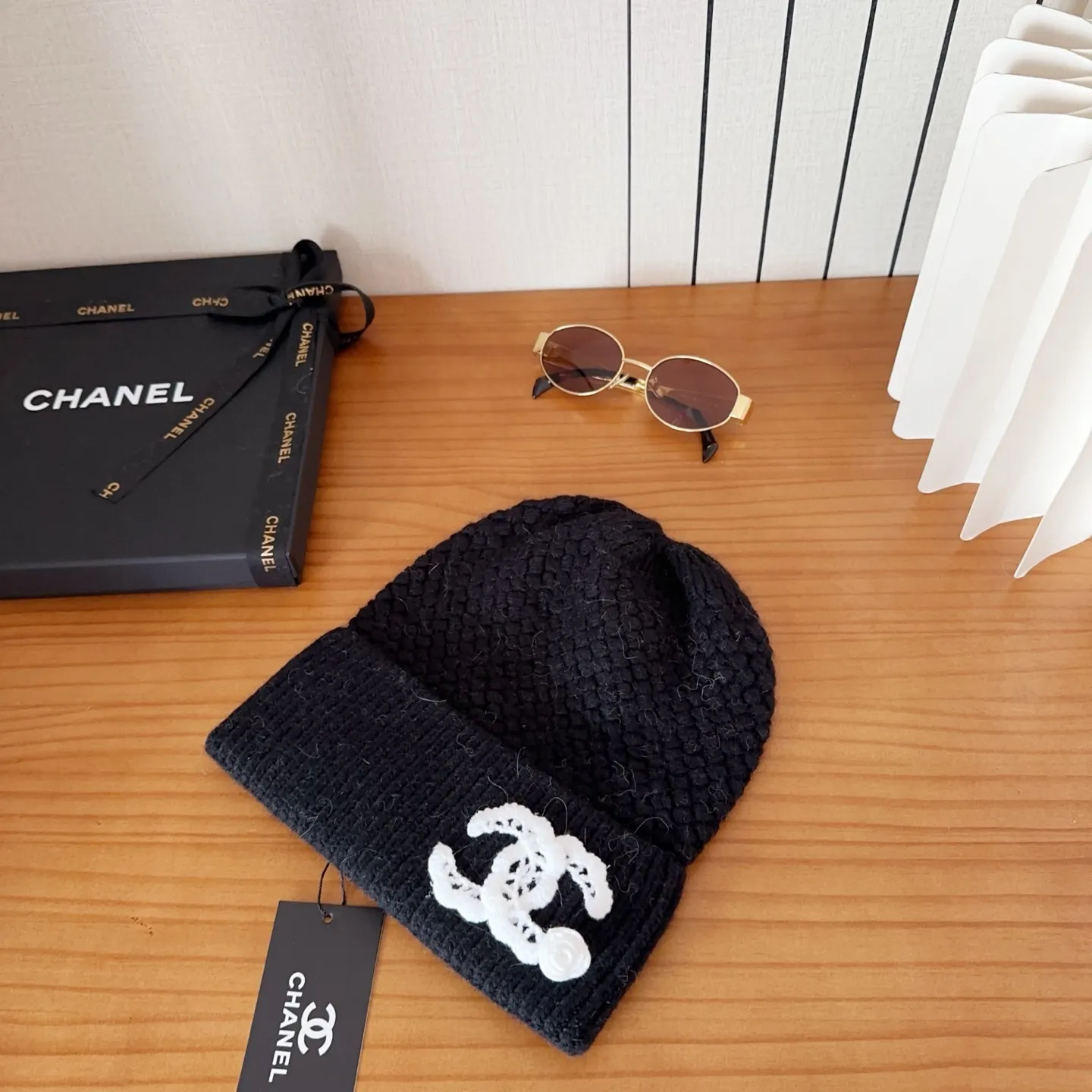 💰90 Chanel official website releases CHANEL small and popular knitted hat! Xiaohongshu’s new product is released, it’s so 🉑️, high-elastic fabric, classic colors, same style for men and women.
