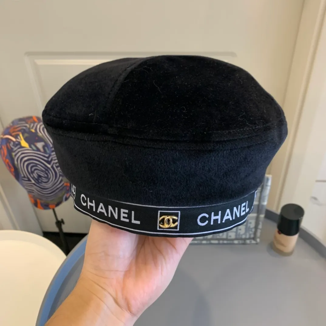 p90 Chanel Chanel's new beret, Mao Ni beret, satin lining, a must-have new style for autumn and winter clothing, head circumference 57cm