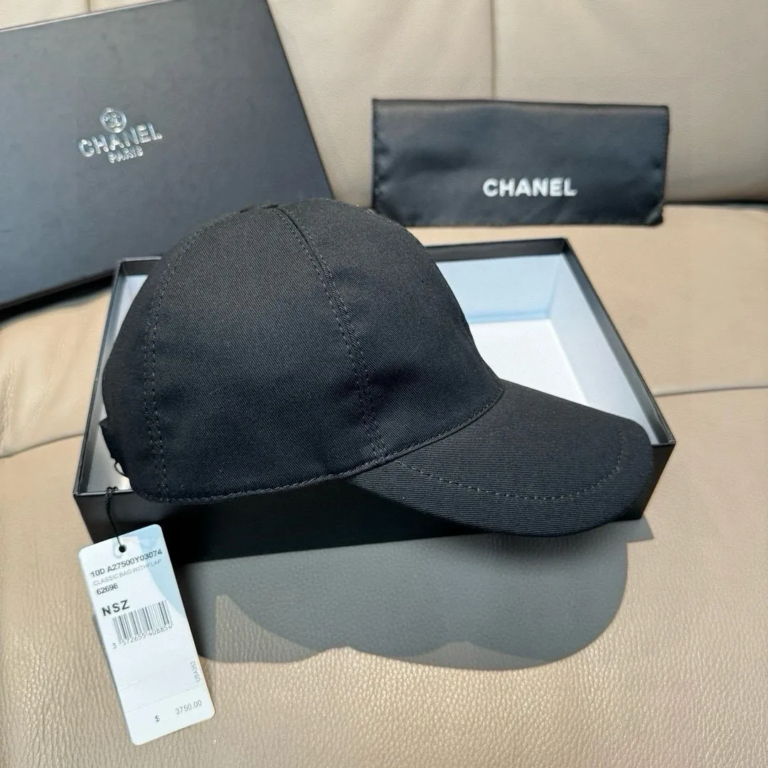 P90, new original baseball cap from Chanel counter, 1:1 mold customization, three-dimensional embroidery, exquisite and flawless! 100% pure cotton fabric, original factory quality, exclusive physical photography.