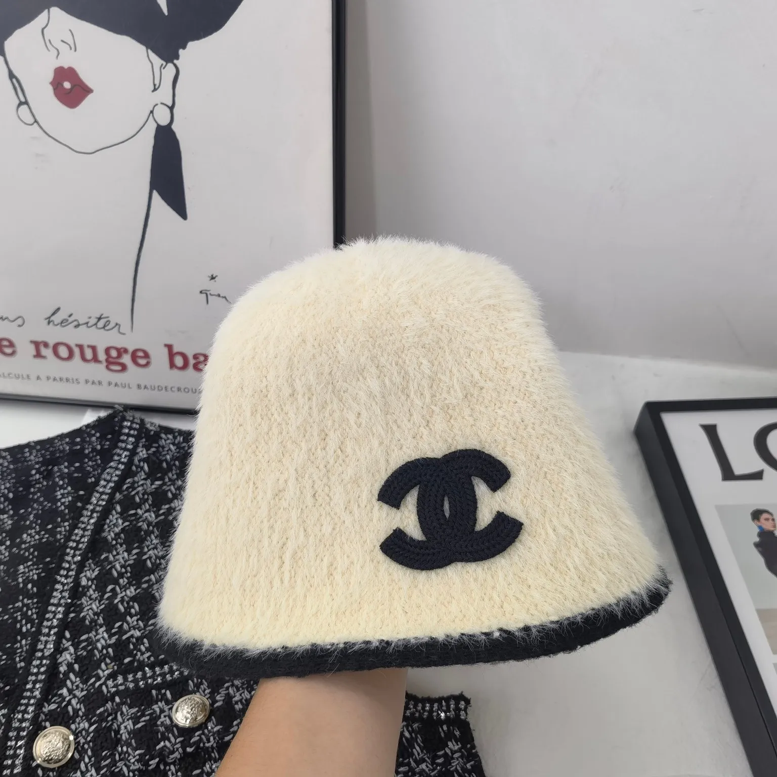 Special 🉐60💛 Comes with dust bag [CHANEL Chanel] 2022 autumn and winter new plush color-blocked bucket hat, small fragrance and big brand are out on the street, a must-have in autumn and winter