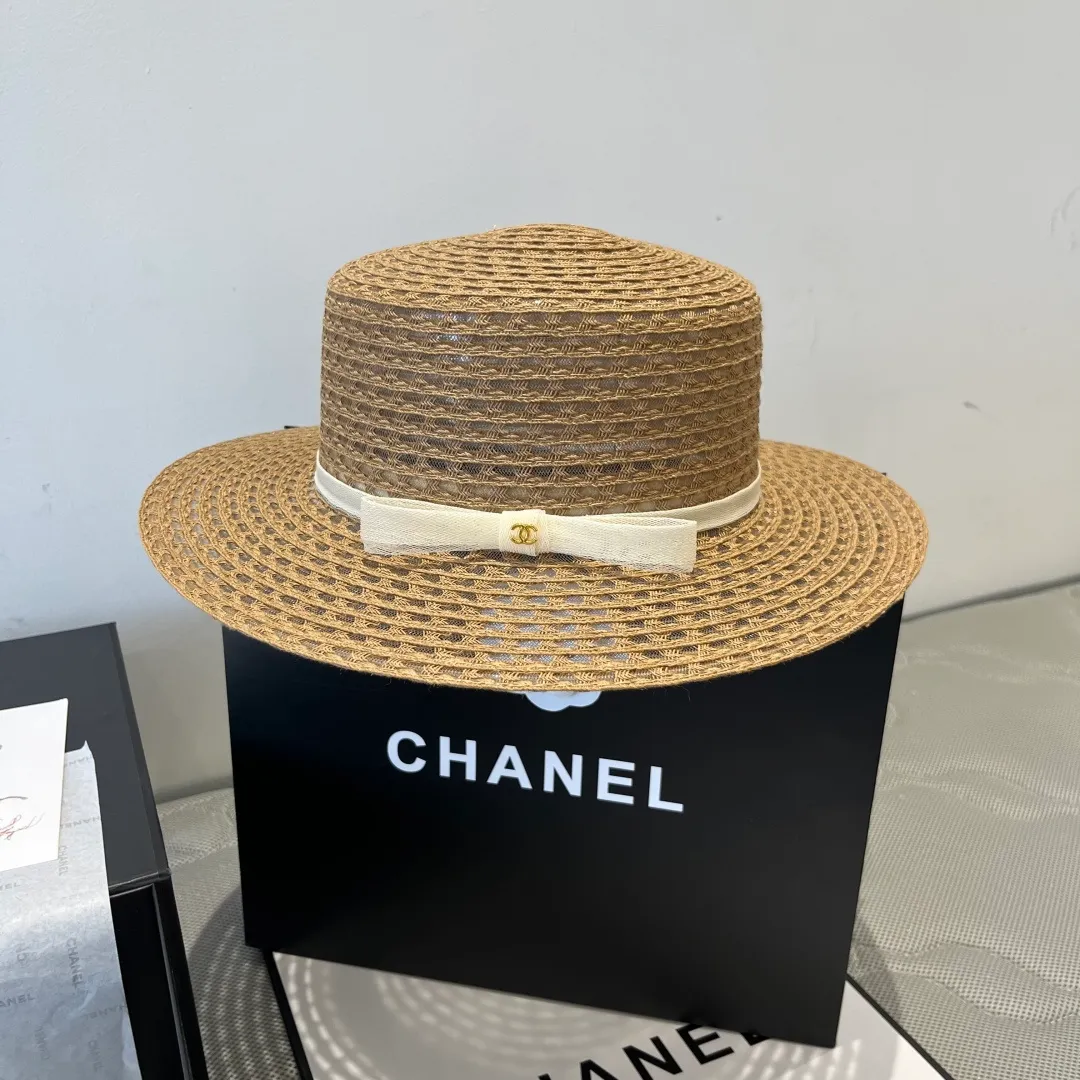 💰120¥ Chanel flat top hat, hollow flat top hat, head circumference 57cm