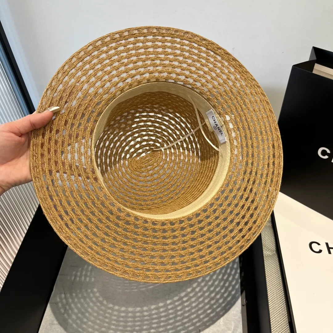 💰120¥ Chanel flat top hat, hollow flat top hat, head circumference 57cm