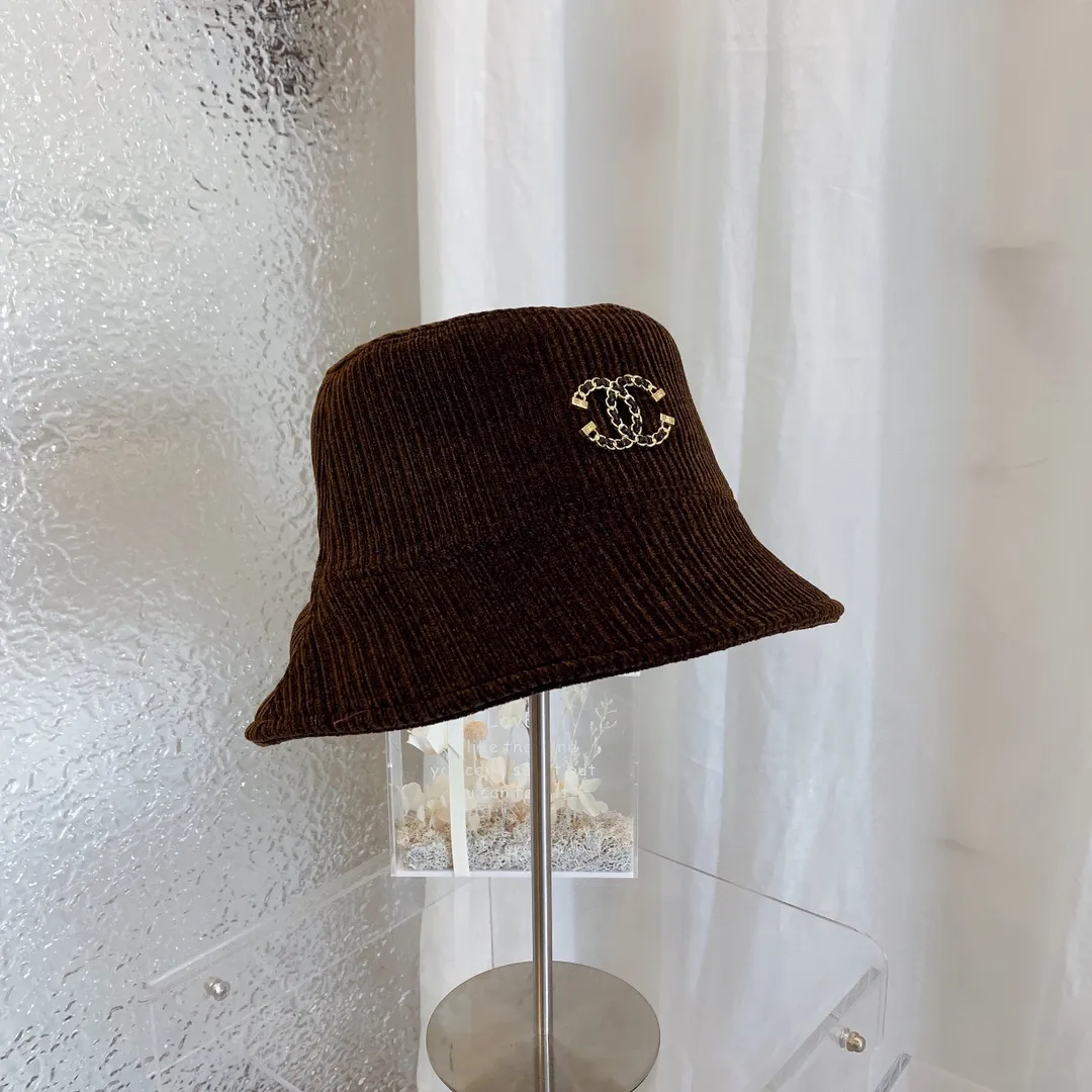 P90 👒Chanel Chanel corduroy bucket hat, simple and elegant bucket hat for autumn and winter, black, rice and khaki three colors, head circumference 57cm