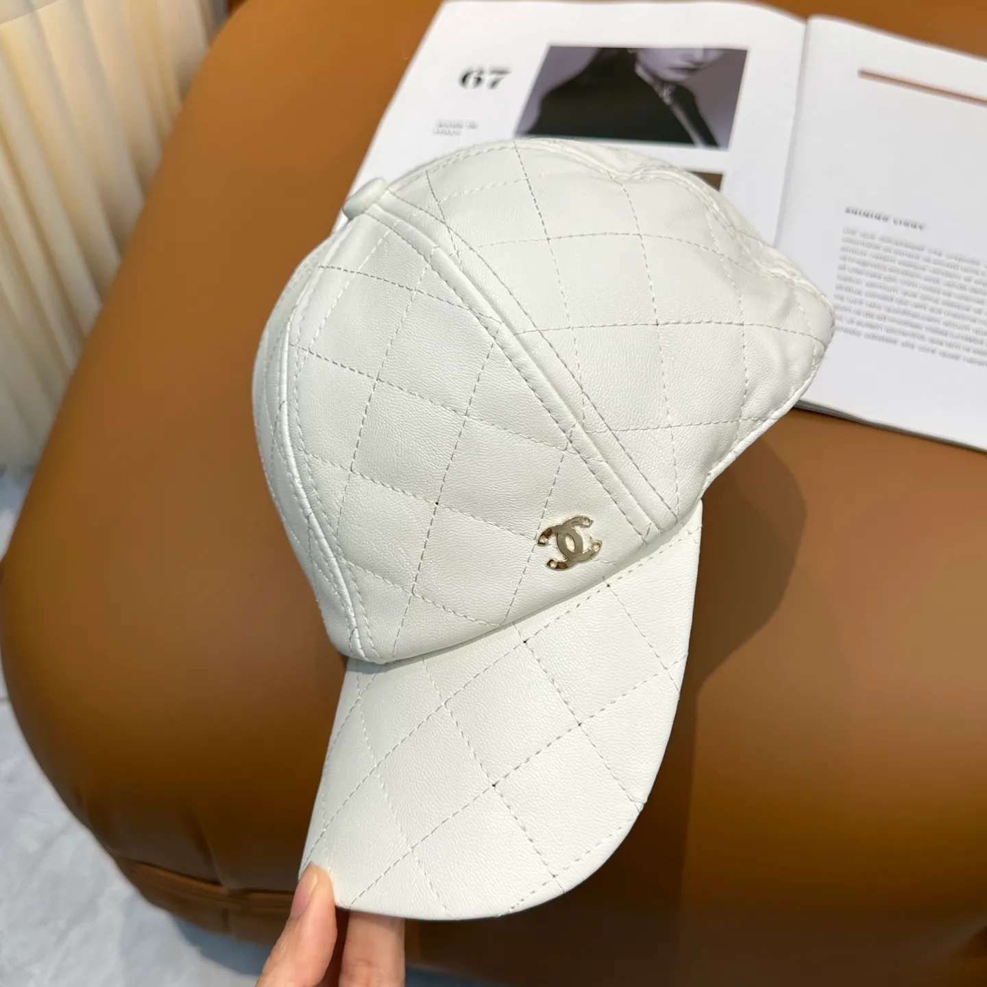 P66 Chanel, new autumn and winter product, leather plaid baseball cap 🧢 Exquisite details, counter quality, full of personality