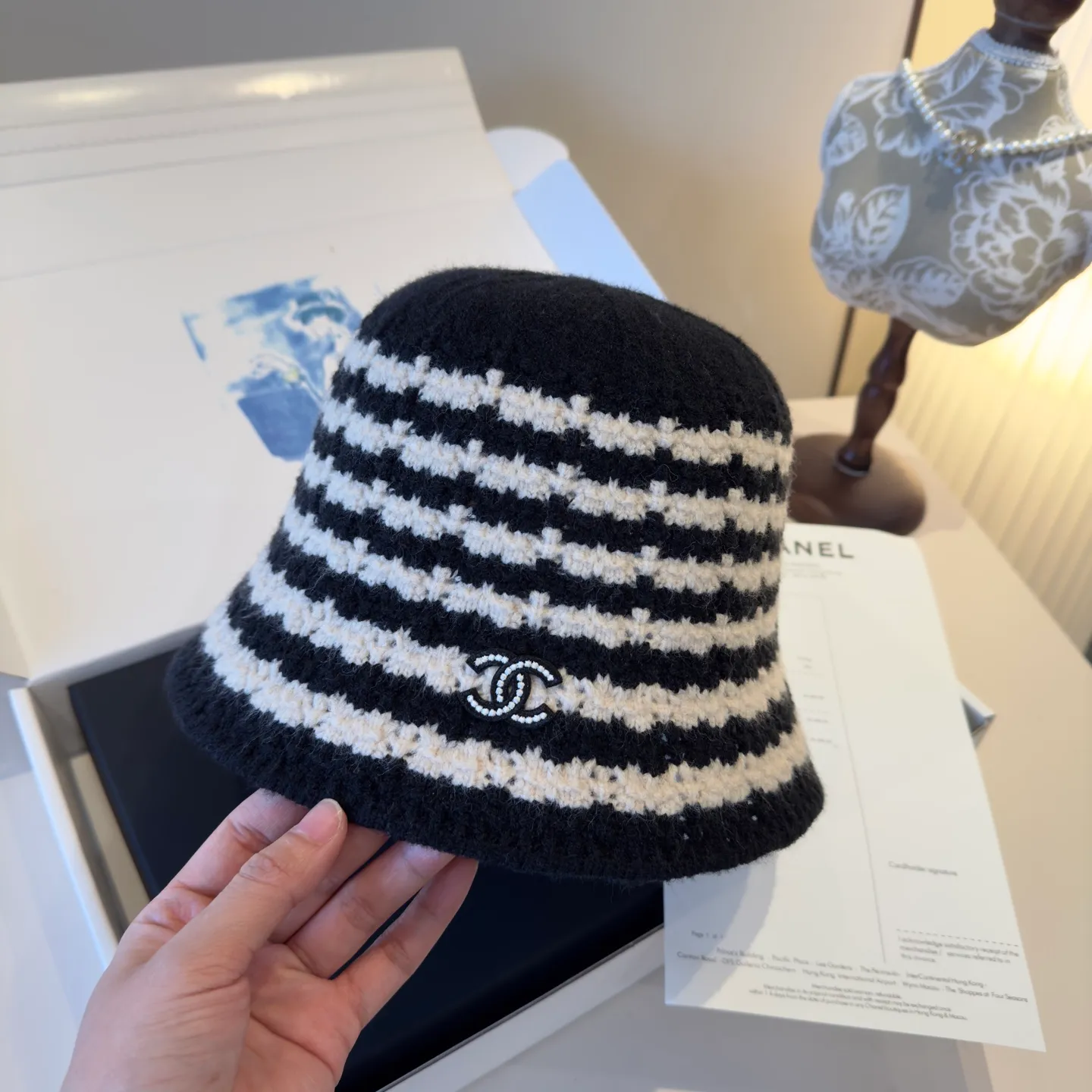 💰60¥ Chanel new knitted wool hat, 100% wool fabric