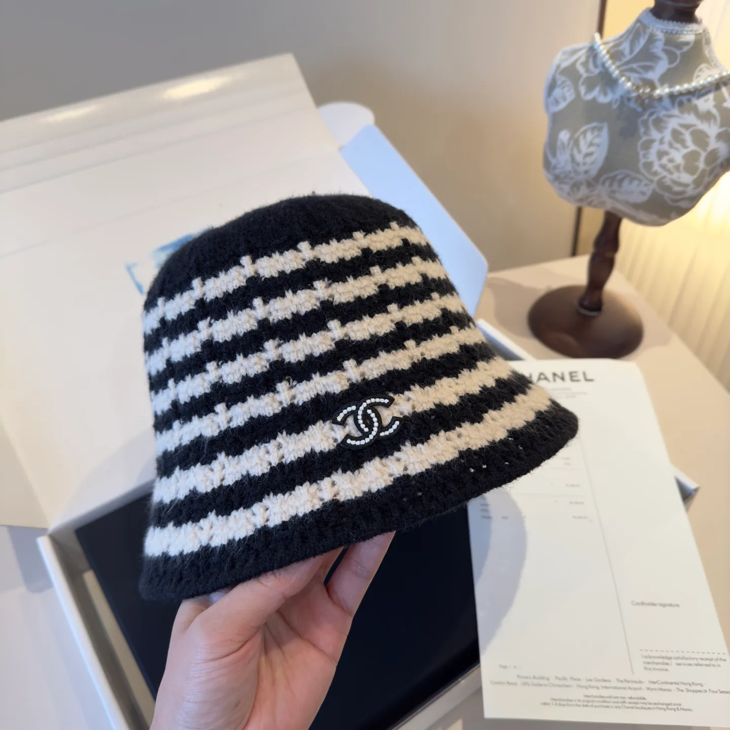 💰60¥ Chanel new knitted wool hat, 100% wool fabric