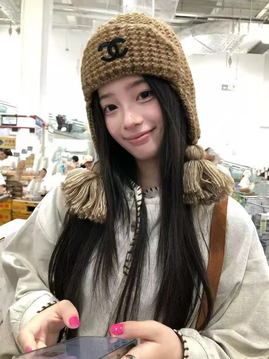 The most popular Chanel Lei Feng hat