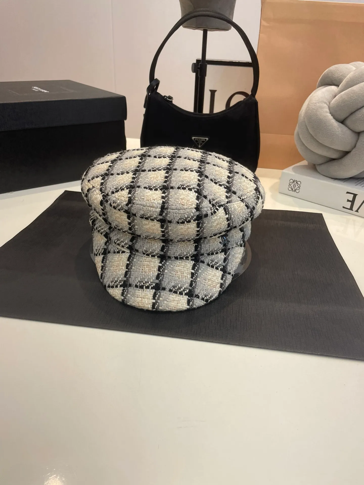 P130 Chanel's new autumn and winter custom-made military cap, plaid contrasting fabric, niche yet high-end! The latest style of Xiaoxiangfeng, a must-have for celebrities