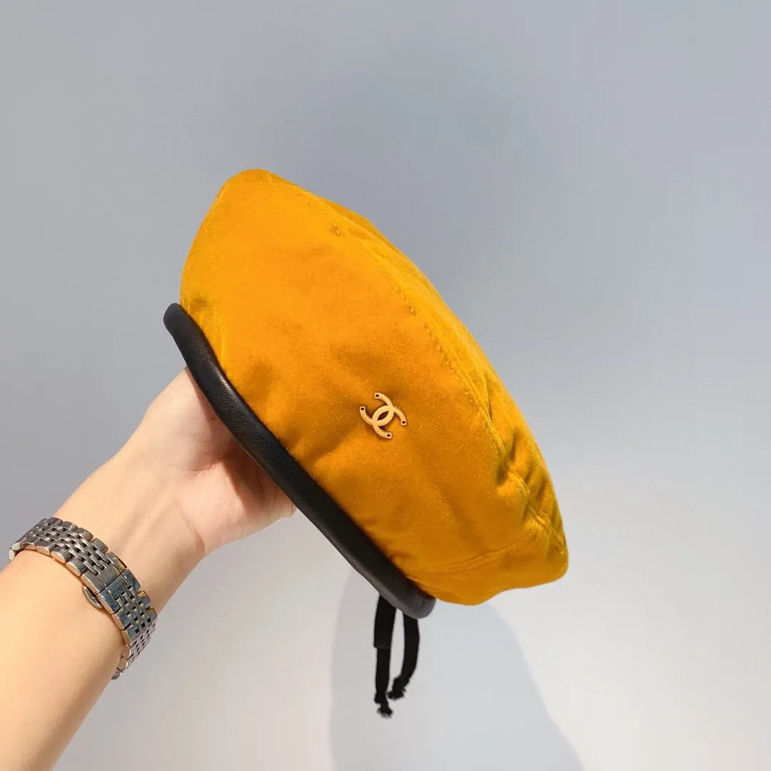 Running amount 90¥ Chanel beret, 2021 autumn and winter new style, silk lining, washed leather edge, head circumference 57cm