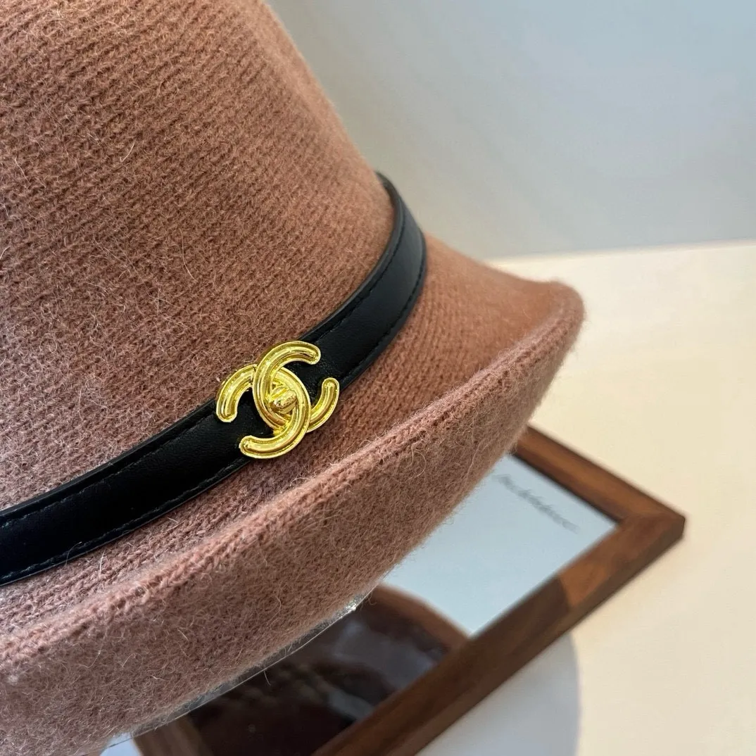 💰160¥ Chanel's new wool curled basin hat, irregular cut design, head circumference 57cm