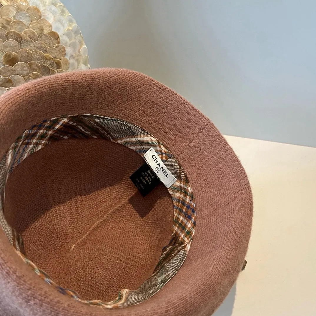💰160¥ Chanel's new wool curled basin hat, irregular cut design, head circumference 57cm