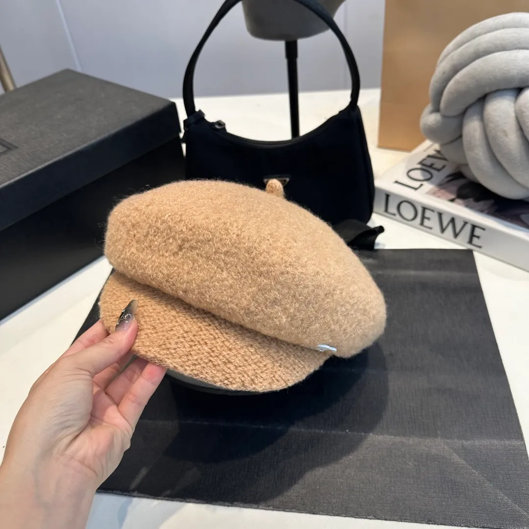 P80 Chanel Chanel retro Japanese milk silk octagonal hat women's versatile hollow fashion face-showing short-brimmed British pumpkin hat summer