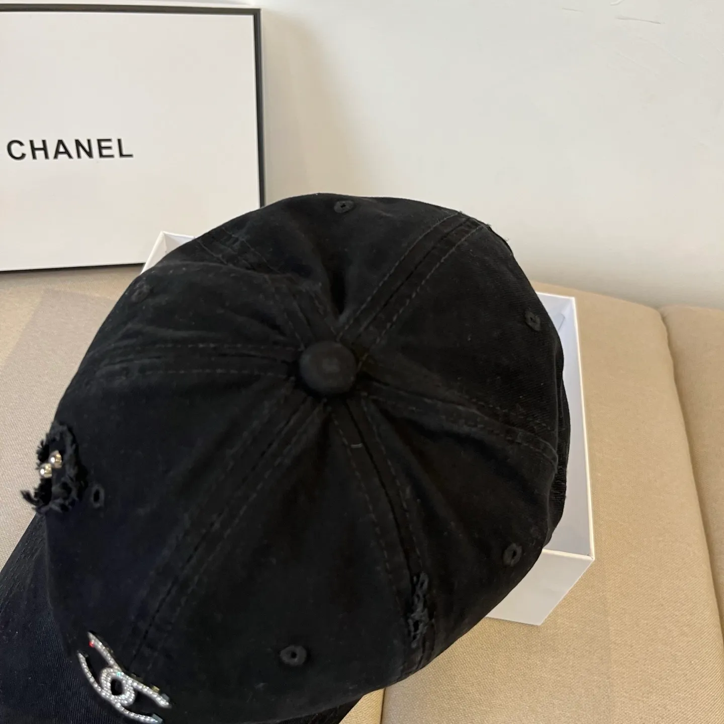 P60 CHANEL Chanel 2025 new small fragrance big-name baseball cap, counter classic style, unisex, head circumference 57, four colors available