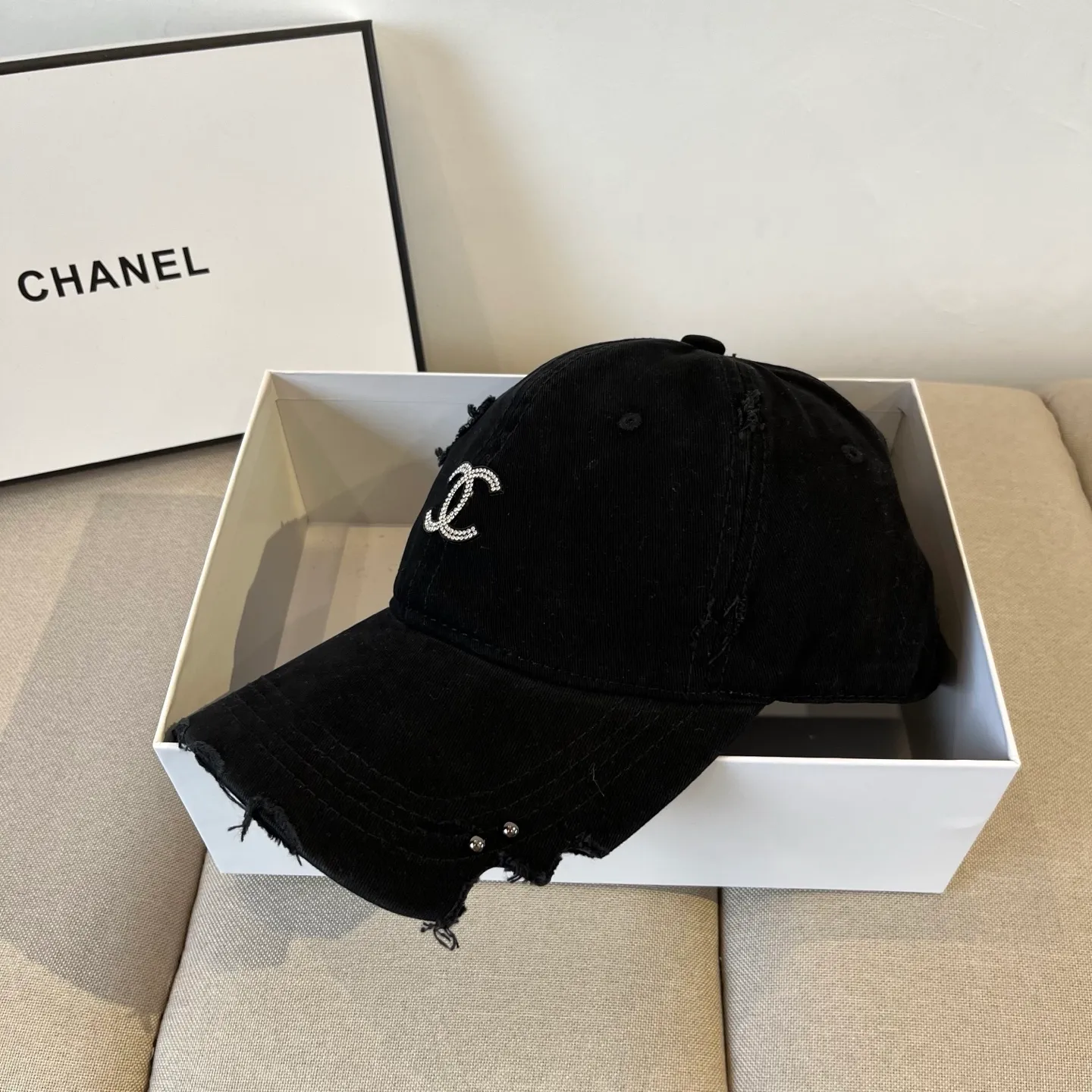 P60 CHANEL Chanel 2025 new small fragrance big-name baseball cap, counter classic style, unisex, head circumference 57, four colors available
