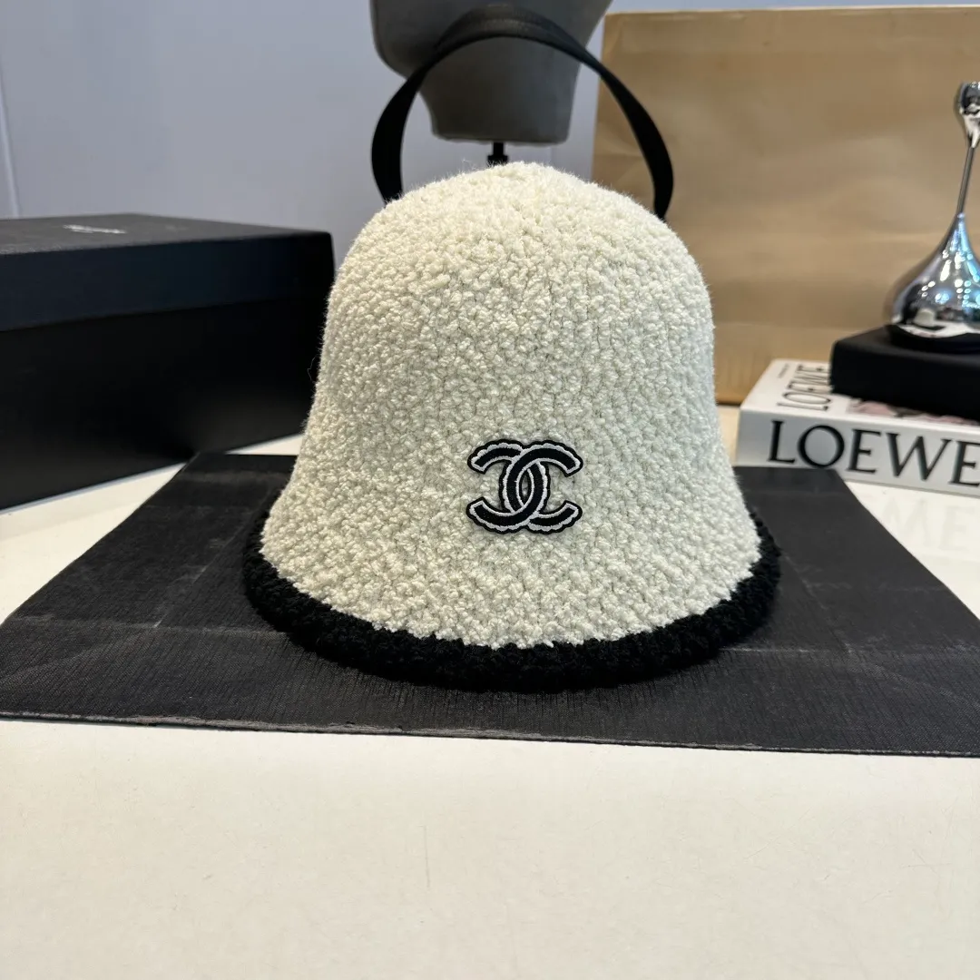 P50 Chanel new bucket hat, head circumference 57cm