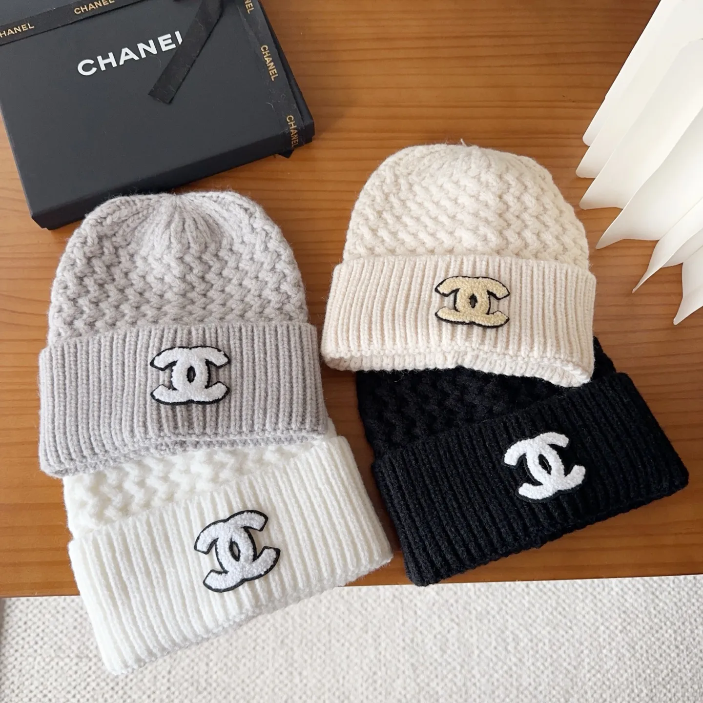 💰60 Chanel official website releases CHANEL small and popular knitted hat! Xiaohongshu’s new product is released, it’s so 🉑️, high-elastic fabric, classic colors, same style for men and women.