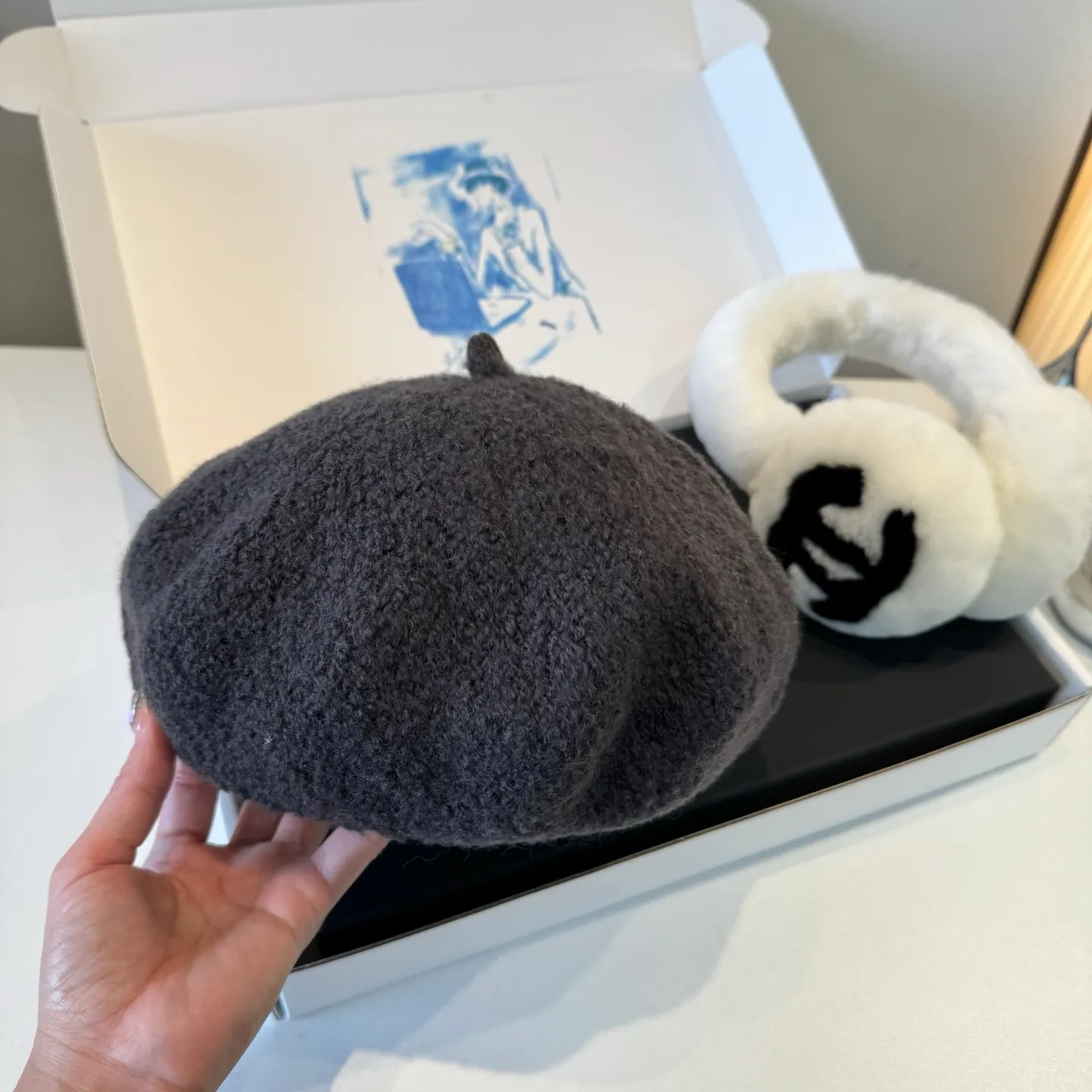 💰100¥ Chanel new cashmere beret, head circumference 57cm